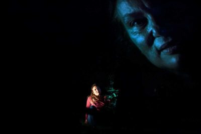 Imagen de 'Hay alguien en el bosque' de Anna Maria Ricart Codina