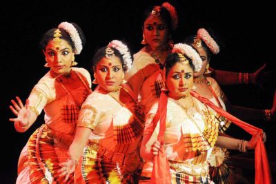 Imagen de Jayaprabha Menon & Company: Shakthi en los Teatros del Canal