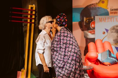 Imagen del espectáculo teatral 'Punto y coma' en el Teatro Lara