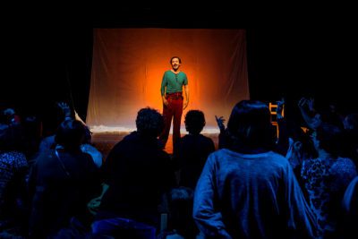 Imagen del espectáculo teatral Calma! de Guillem Albà