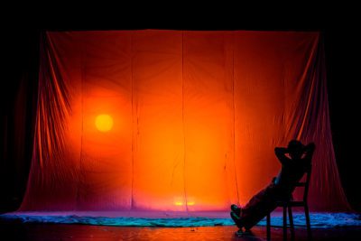 Imagen del espectáculo teatral Calma! de Guillem Albà