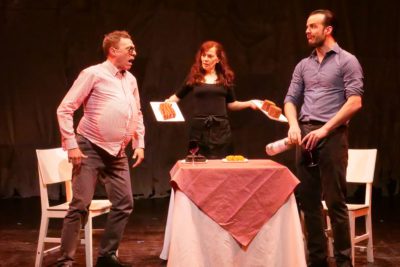 tantos esclavos tantos enemigos en sala teatro cuarta pared