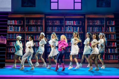 Imagen del espectáculo teatral 'Una rubia muy legal, el musical' en el Teatro La Latina