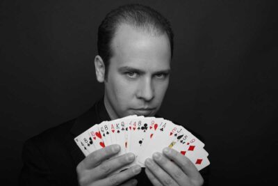 Imagen de Llámalo magia de Raúl Laguna