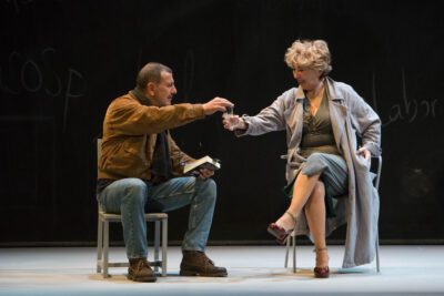 Imagen de 'La profesora' con Isabel Ordaz y Marcial Álvarez