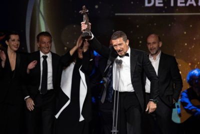 Antonio Banderas y su musical ‘Company’ triunfan en los Premios Talía de teatro