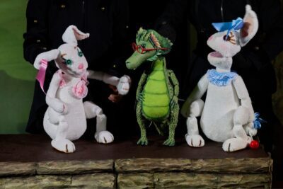 TEATRO-MADRID-LA-NIÑA-QUE-SALVARA-EL-MUNDO-1