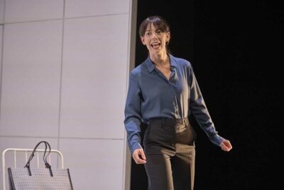 Imagen de Prima Facie de Suzie Miller con Vicky Luengo