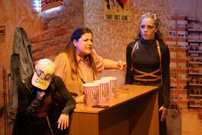 TEATRO-MADRID-Atiende-o-dispara-1