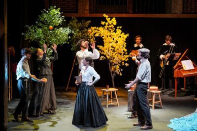 Imagen de escena de Más acá de los romances.