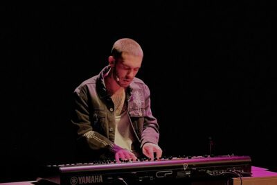 Imagen de '#Yosostenido' con Víctor Elías