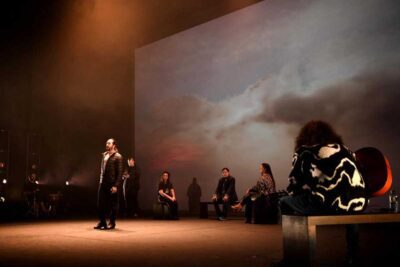 Imagen de 'Color sin nombre' de José Maya.