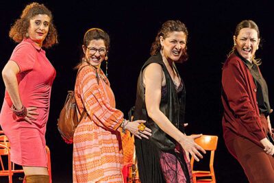Imagen de 'Las bingueras de Eurípides' de Las Niñas de Cádiz.