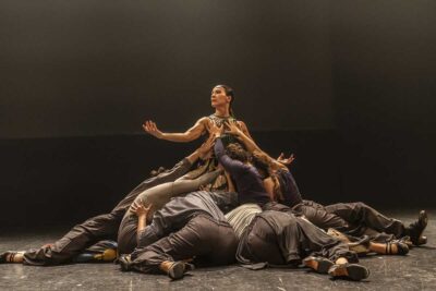 Imagen de Fronteras en el aire de Ángel Rojas