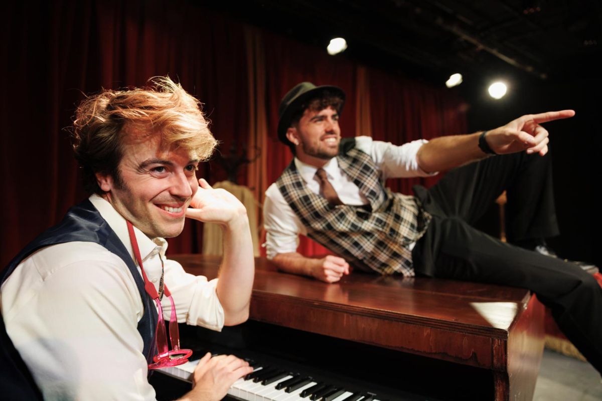 Imagen de 'Asesinato para dos' de Foto de perfil de Dídac Flores y Mikel Herzog JR.