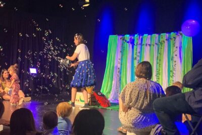 Imagen de escena de Rita la Marquita de Esenciali Producciones