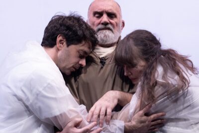 TEATRO-MADRID-VIENTO-FUERTE-2