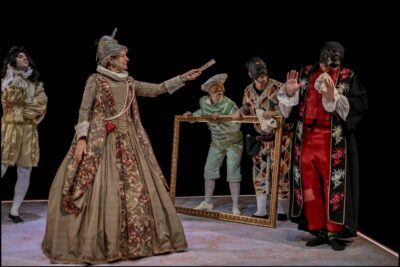 Els Joglars: El retablo de las maravillas. Variaciones contemporáneas sobre un tema de Cervantes