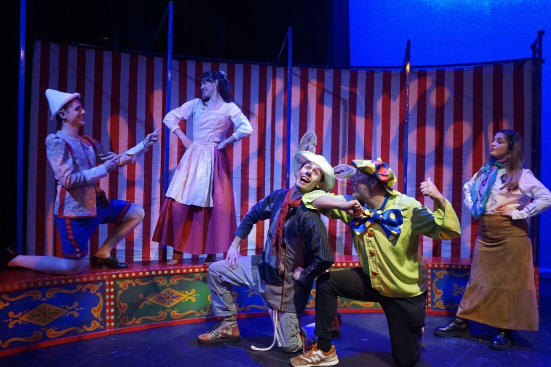 Pinocho en el circo - La Bicicleta