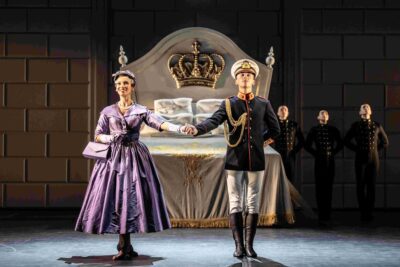 Imagen de 'El lago de los cisnes' de Matthew Bourne.