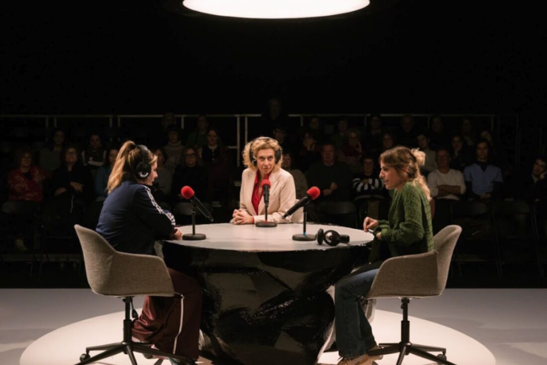 Mujeres de radio (Dones de ràdio)