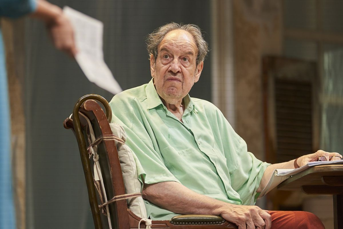 Imagen de 'Gigante' con Josep Maria Pou.