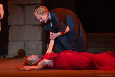 TEATRO_MADRID-Las-Troyanas-1