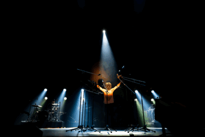 Imagen de Super-viviente de Compañía Jesús Carmona