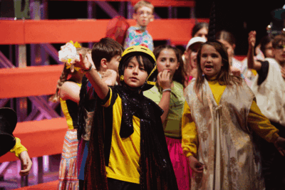 Imagen de ZUM. Crecerá un jardín de Los Bárbaros y Nuevos Dramáticos