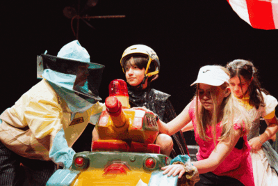 Imagen de ZUM. Crecerá un jardín de Los Bárbaros y Nuevos Dramáticos