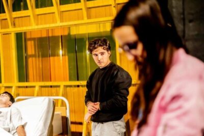 Imagen de 'Invisible' de LaJoven.