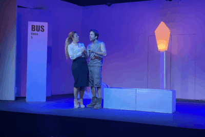 ¡Chas! Y de repente...¡Tú!