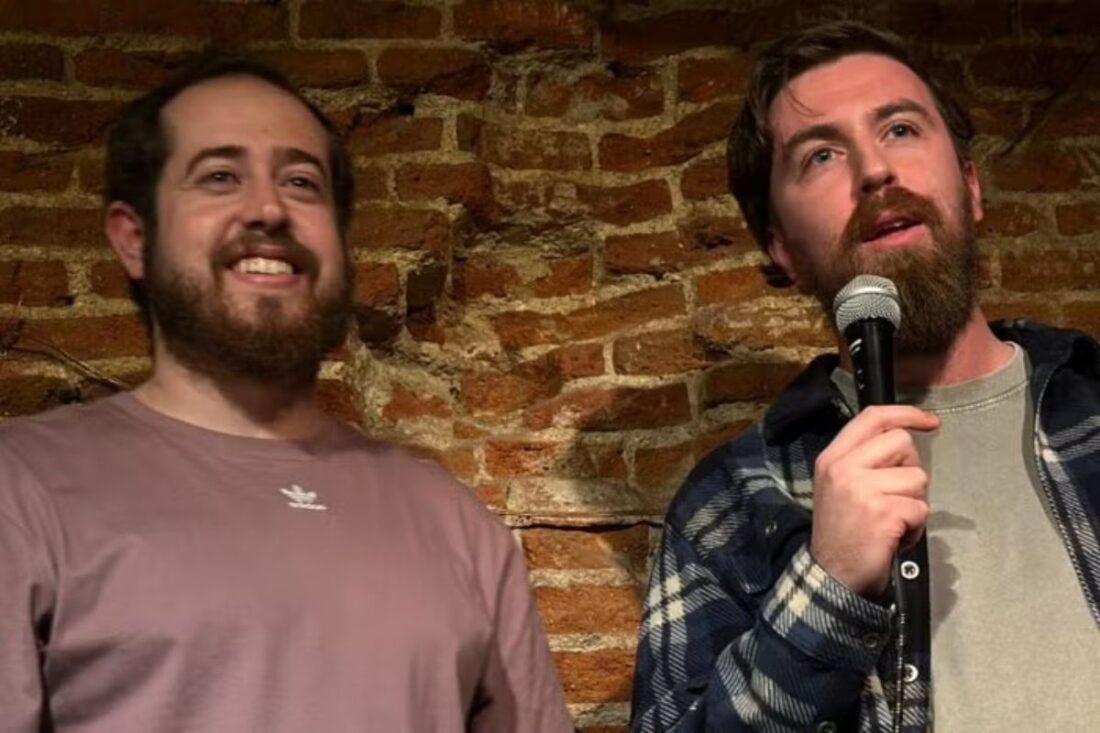 Es Broma - Sergio Moya y Liam Coyne