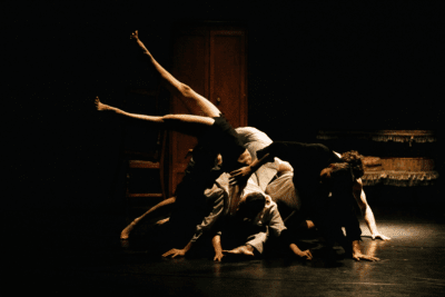 Imagen de Play Dead de People Watching