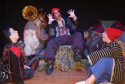 Imagen de 'Aprendiz de golondrina' de Alberto Parejo.