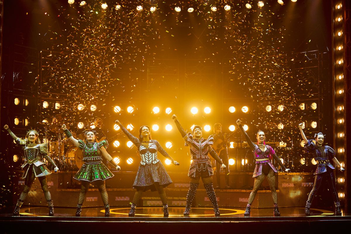 Compra entradas para ver Six el Musical en el teatro gran vía de Madrid