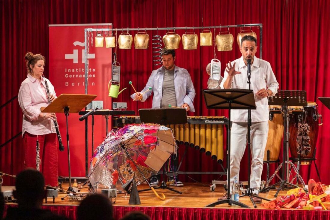 TEATRO_MADRID-El-paraguas-de-LU-1