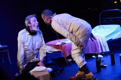 Imagen de escena de Más perdidos que Carracuca