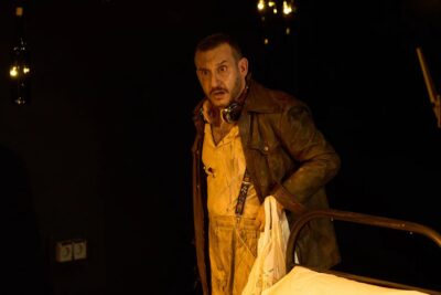 Imagen de escena de Más perdidos que Carracuca