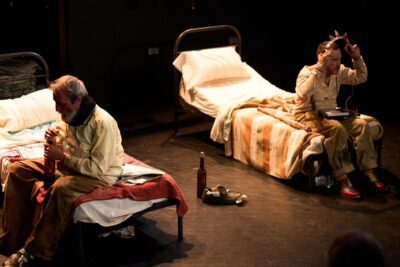 Imagen de escena de Más perdidos que Carracuca