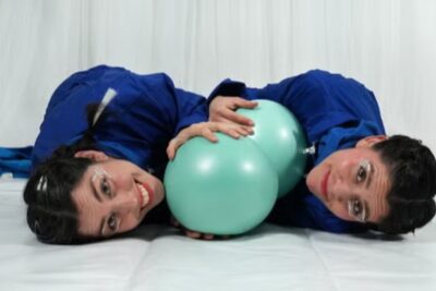 Imagen de escena de DOS de Pio Teatro.