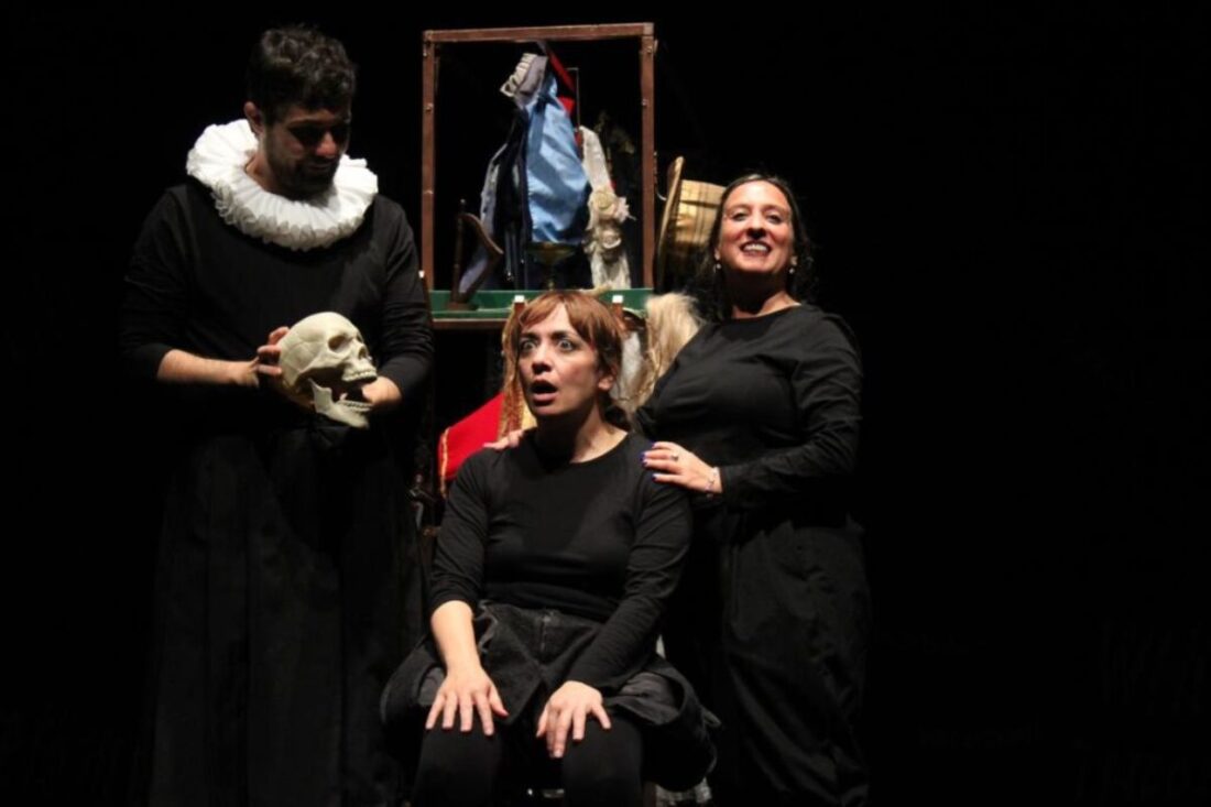 Hamlet - Guayomini Producciones