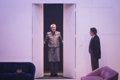 Imagen de 'A puerta cerrada' de Sartre.