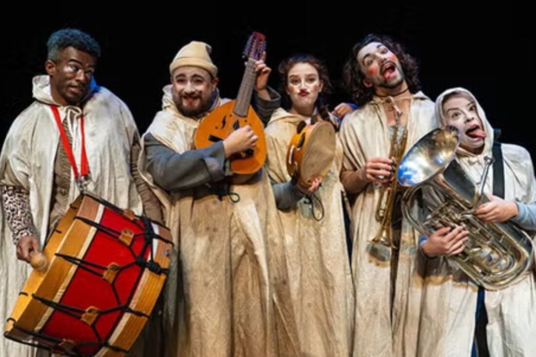 Teatro às Três Pancadas