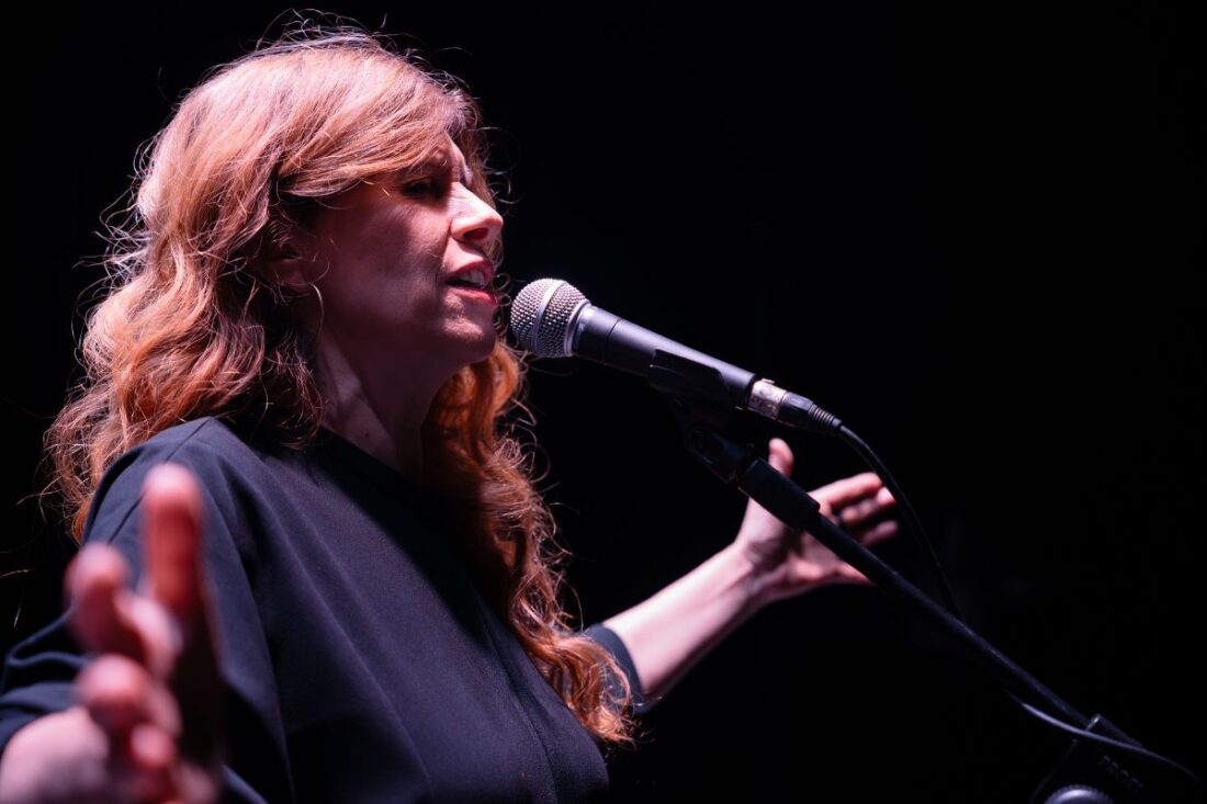 27: Canto y palabra