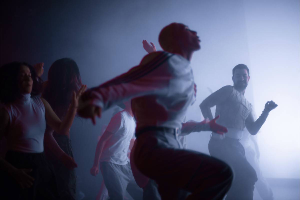 Entra con cuidado y quédate a bailar