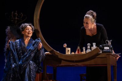 Imagen de escena de Las sombras de Catalina Bárcena.